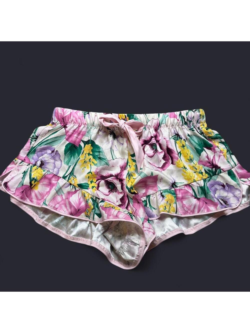 Victoria's Secret Women's Floral Ruffle Multi and Pink Shorts - Size XS